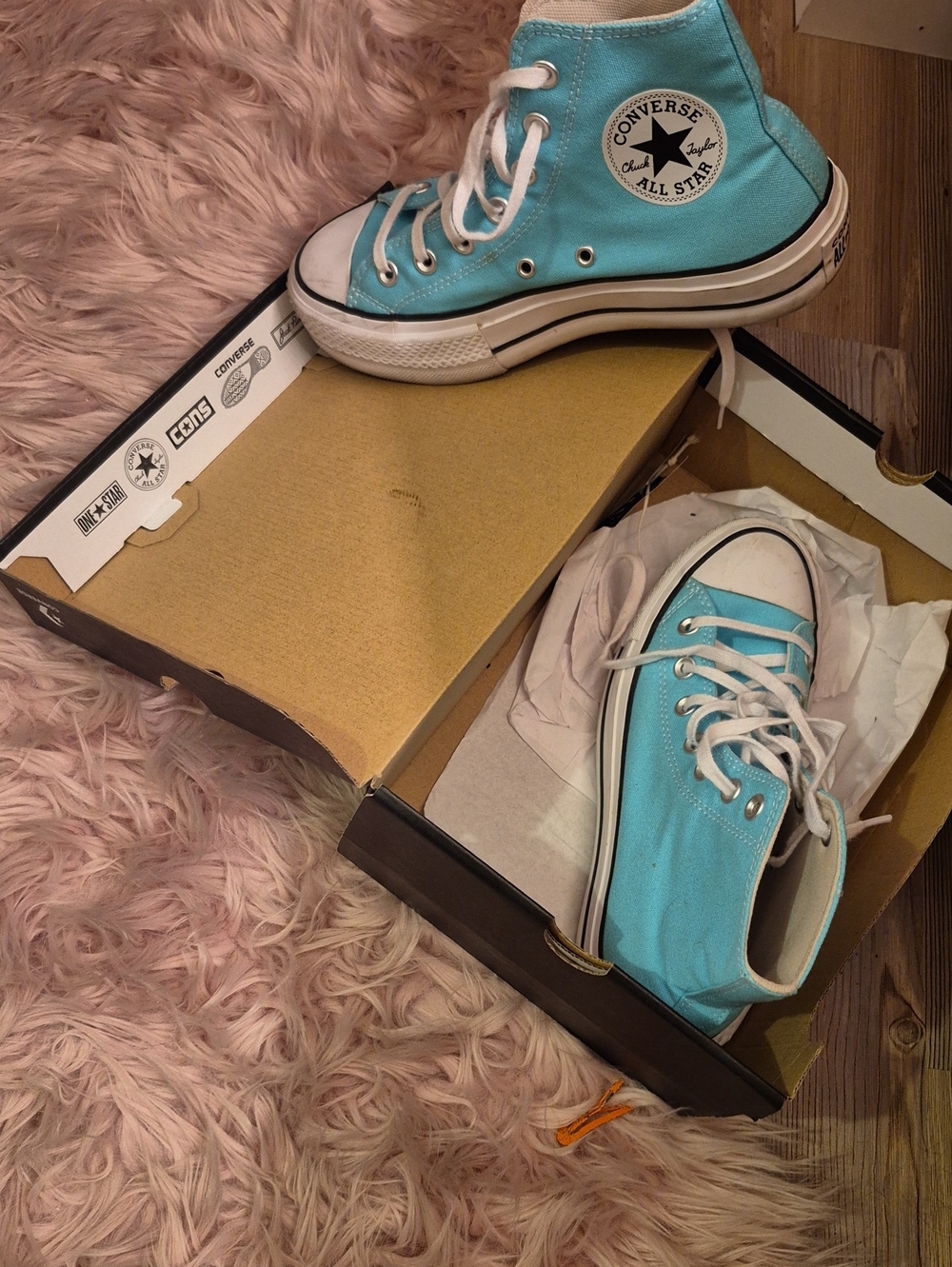 Converse High Top Sneakers in Turquoise
